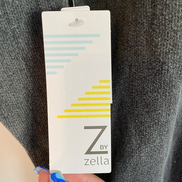 🆕! Z by Zella long heathered hoodie - new with tags - Picture 5 of 6
